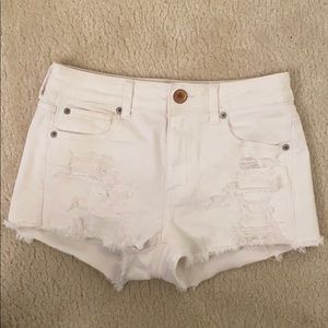 AMERICAN EAGLE White Ripped Denim Shorts